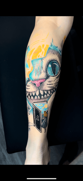 Tatuaje Gato alicia anime